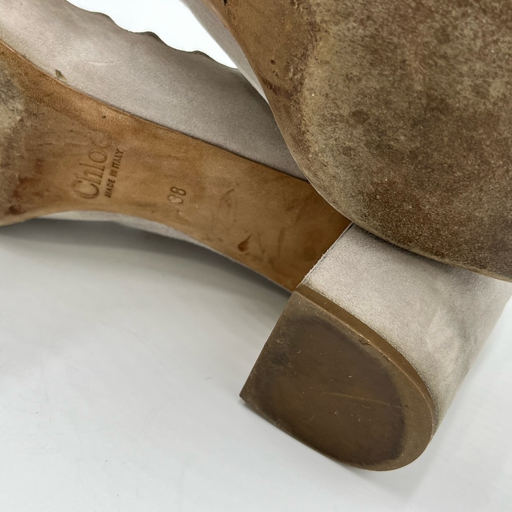 Chloe Light Grey Suede Lauren Scallop Trim Block Heel Pumps Sz 38/US 7 - Picture 13 of 15